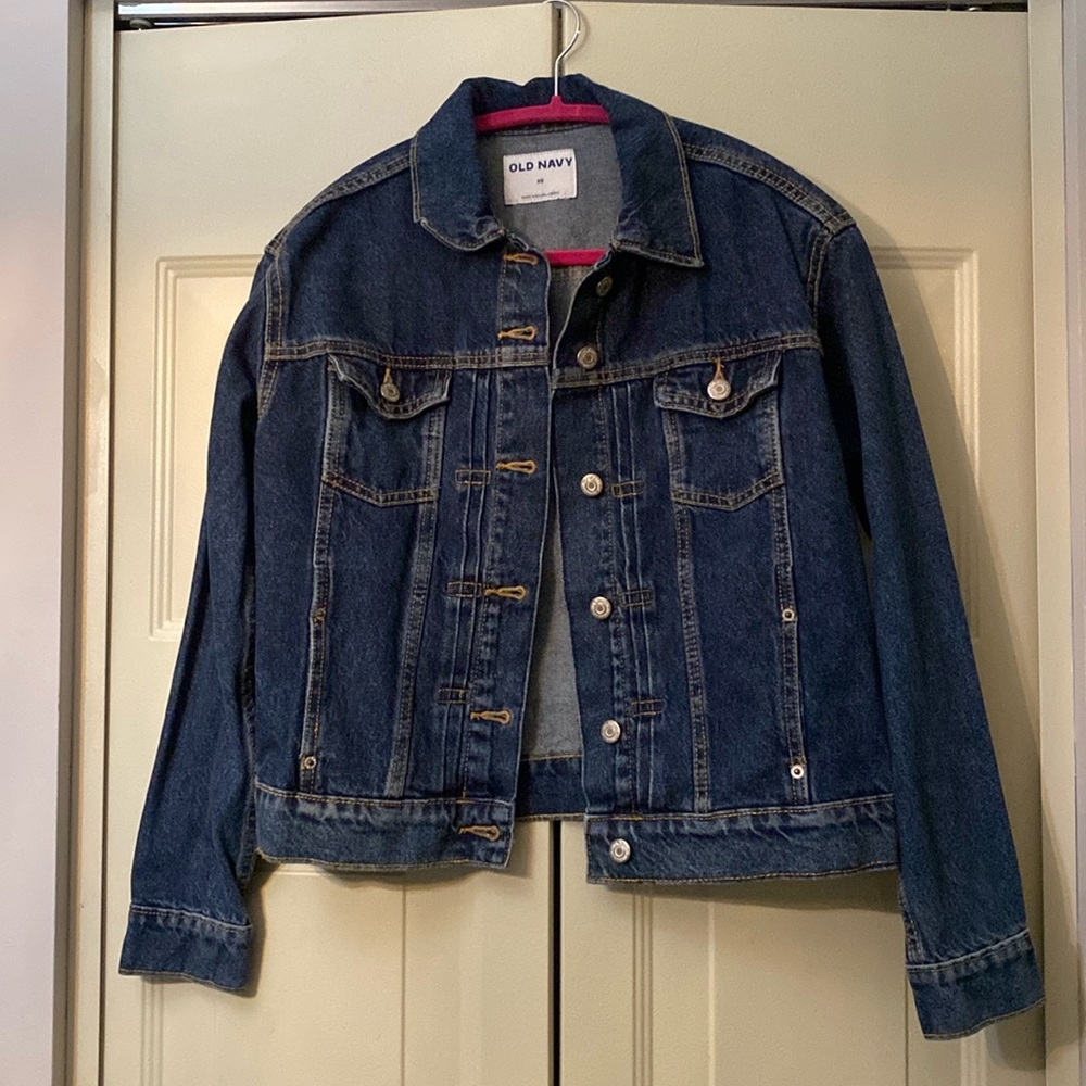 NEVER WORN Dark Denim Jacket